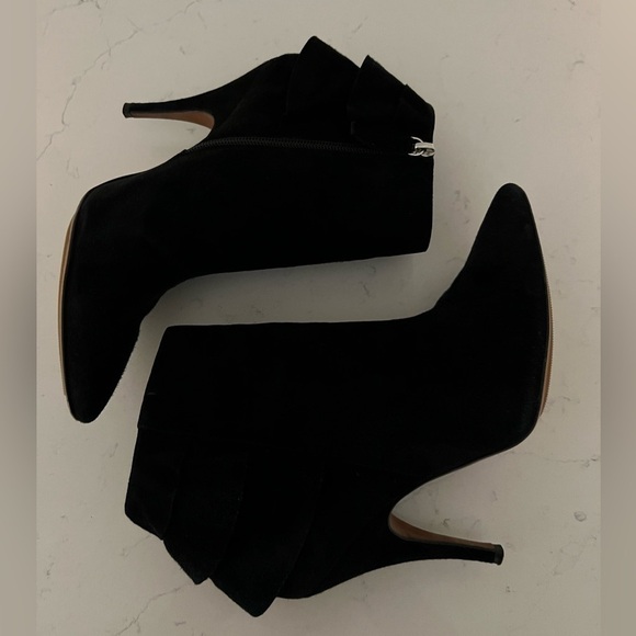 Moschino Suede Ruffle Boot Booties. Black. Size 9. Includes Box. EUC. - Picture 10 of 14